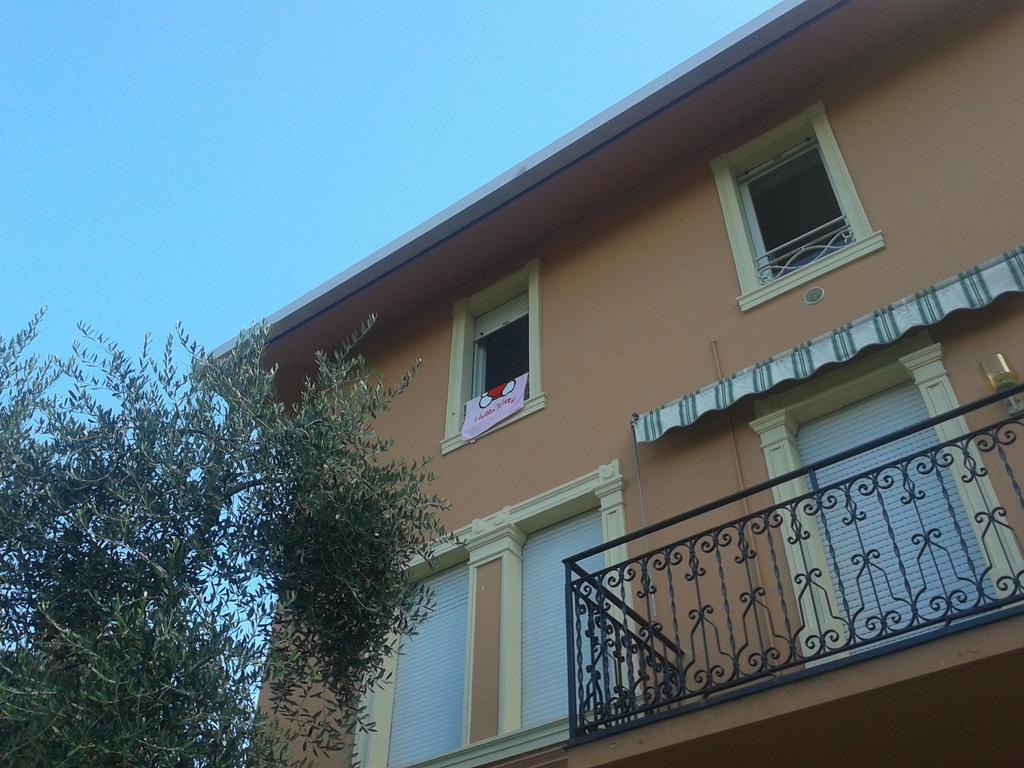 דירות אסנצה די ברנצונה Casa Claudia חדר תמונה