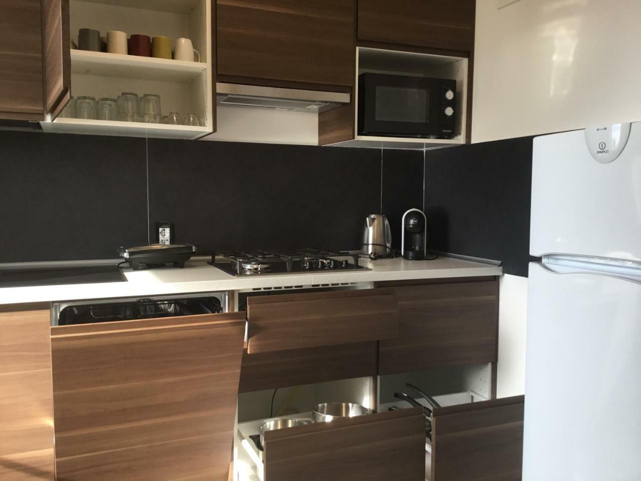 דירות אסנצה די ברנצונה Casa Claudia מראה חיצוני תמונה