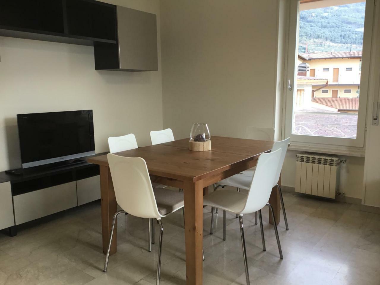 דירות אסנצה די ברנצונה Casa Claudia מראה חיצוני תמונה